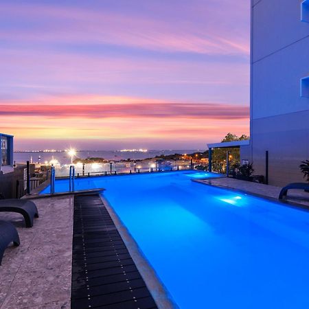 Ramada Suites By Wyndham Zen Quarter Дарвін Екстер'єр фото